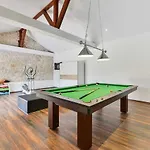 Jacassa With Pool And Jacuzzi Vila